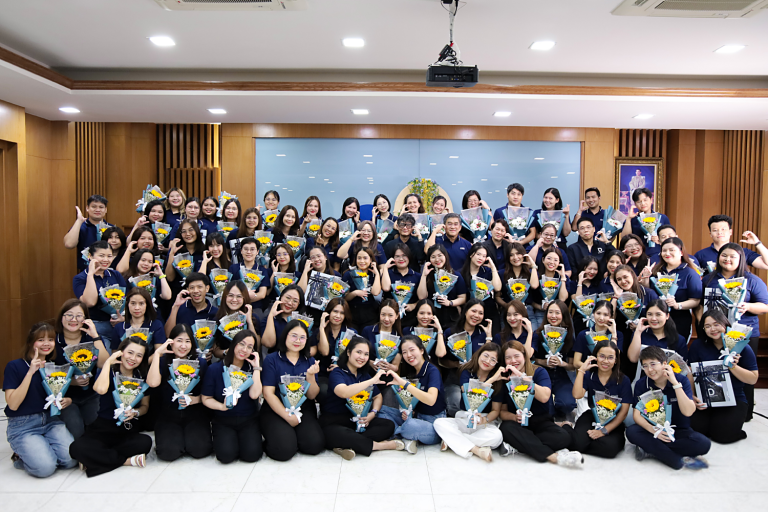 งานแสดงความยินดีและมอบของที่ระลึกให้กับพนักงานที่ได้รับการปรับตำแหน่งทางบริหารและวิชาชีพของ DAA ประจำปี 2569